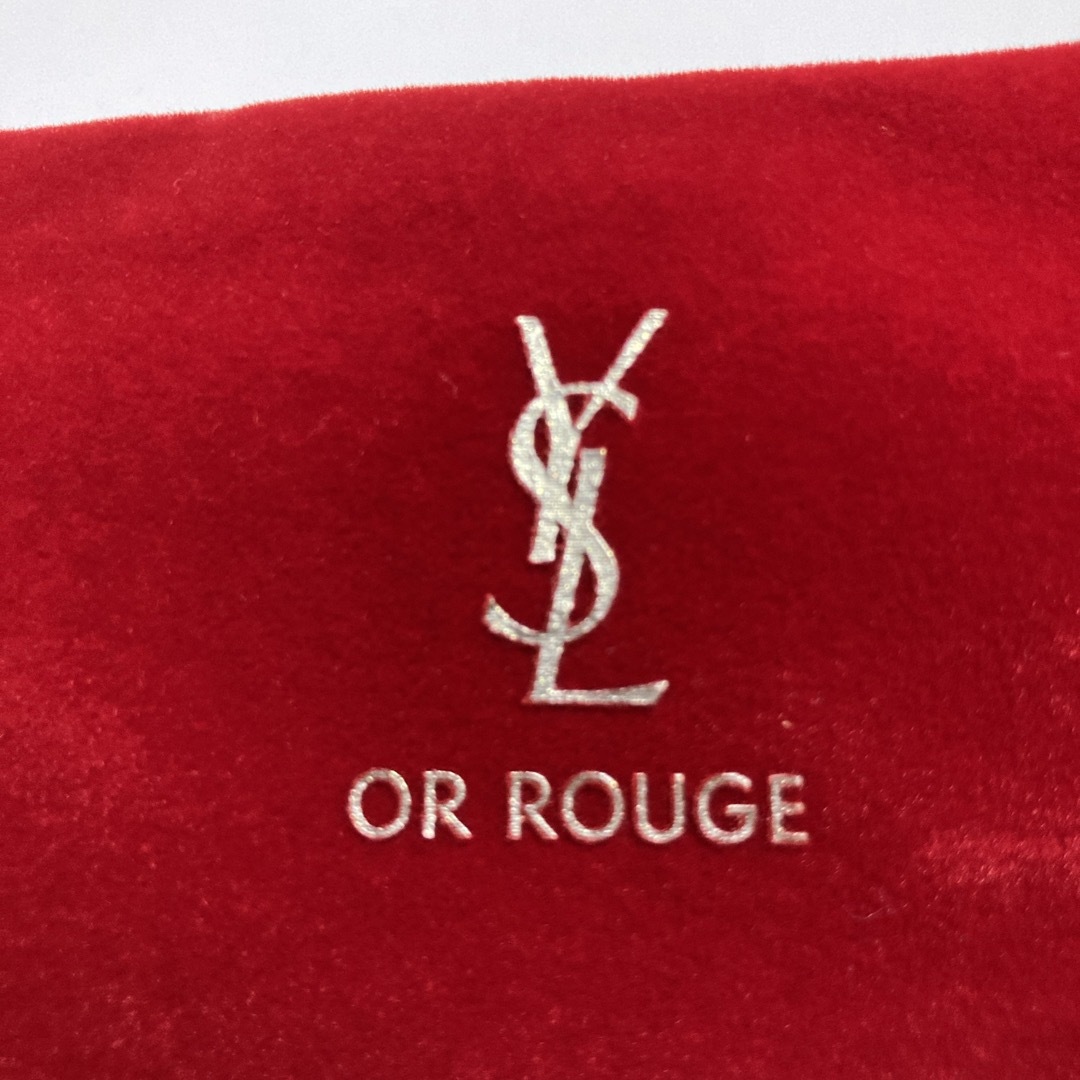 Yves Saint Laurent Beaute(イヴサンローランボーテ)のYSL BEAUTEヘアバンドとタオルセット レディースのファッション小物(ポーチ)の商品写真