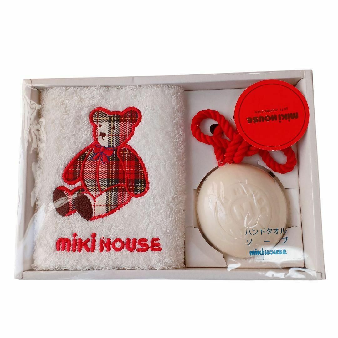 mikihouse(ミキハウス)の【未使用品❤️】Miki house フェイスタオル＆ソープギフトクマアップリケ インテリア/住まい/日用品の日用品/生活雑貨/旅行(タオル/バス用品)の商品写真