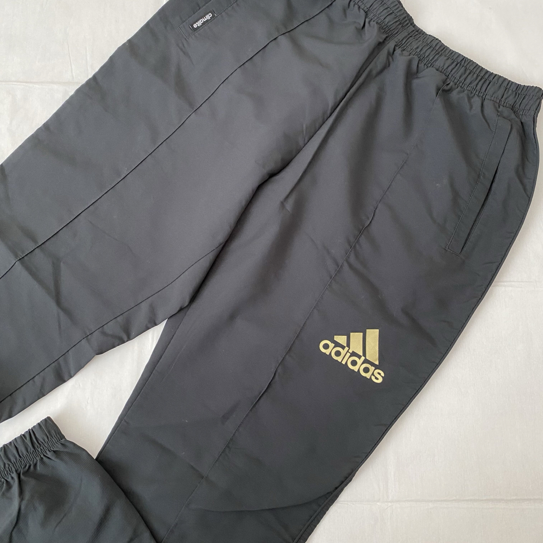 adidas(アディダス)のadidas アディダス  レディース　セットアップ　ジャージ　上下 スポーツ/アウトドアのランニング(ウェア)の商品写真