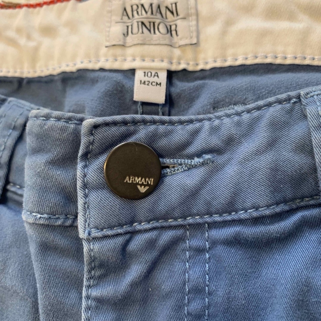 ARMANI JUNIOR(アルマーニ ジュニア)の140  アルマーニジュニア  水色　ハーフパンツ キッズ/ベビー/マタニティのキッズ服男の子用(90cm~)(パンツ/スパッツ)の商品写真