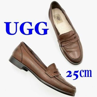 アグ(UGG)のUGG アグ ローファー フラットシューズ 本ブラウン 25㎝(ローファー/革靴)