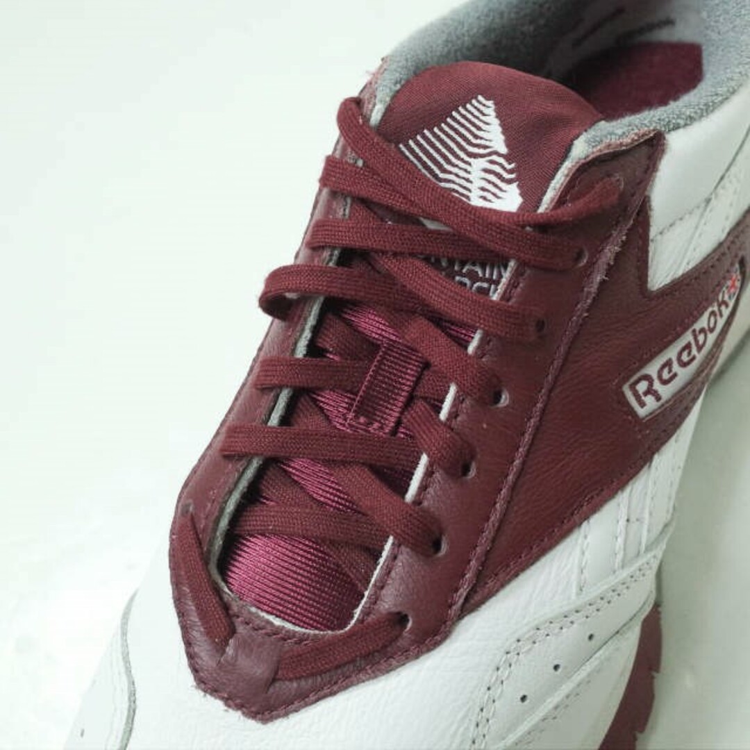 MOUNTAIN RESEARCH(マウンテンリサーチ)のMOUNTAIN RESEARCH x Reebok マウンテンリサーチ リーボック 22AW 別注 LX2200 MR HP9729 US9.5(27.5cm) CLOUD WHITE/CLASSIC BURGUNDY/PURE GREY スニーカー シューズ【中古】【MOUNTAIN RESEARCH × Reebok】 メンズの靴/シューズ(スニーカー)の商品写真