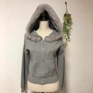 ミッシュマッシュ(MISCH MASCH)の◎美品　MISCH MASCH  ふわふわファー付き　ニットパーカー　(パーカー)