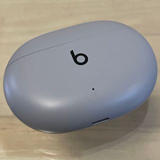 ビーツバイドクタードレ(Beats by Dr Dre)の★美品★Beats Studio Buds  ムーングレイ 充電ケース／M09(ヘッドフォン/イヤフォン)