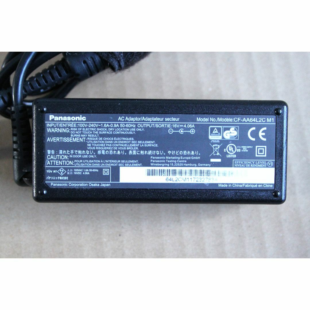 Panasonic(パナソニック)のCF-AA64L2C M1 16V パナソニックACアダプター スマホ/家電/カメラのPC/タブレット(PCパーツ)の商品写真