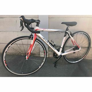 自転車新品★送料無料　初心者向けロードバイク　シマノ14段変速　700×28c　黒