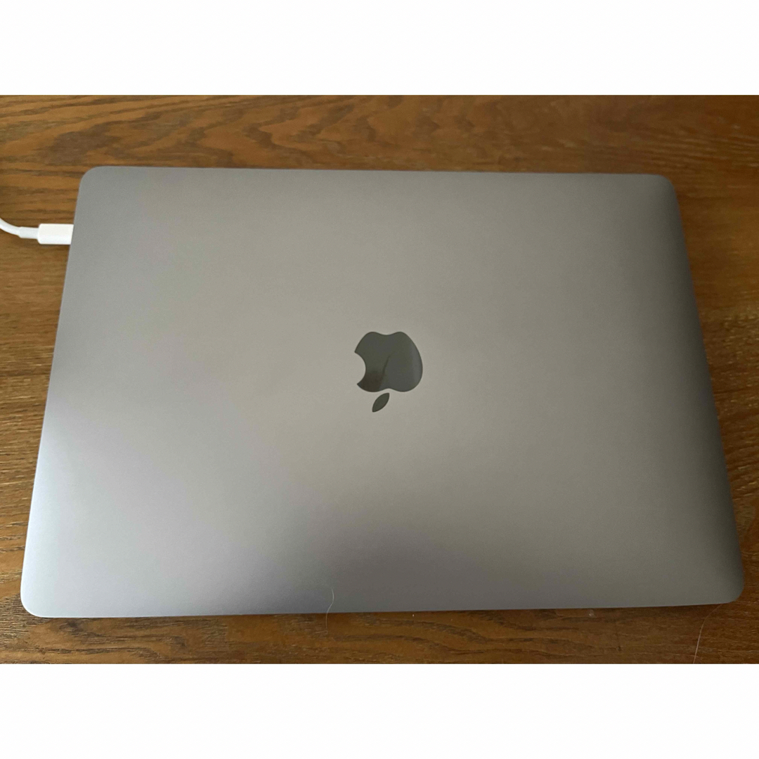 Mac (Apple)(マック)のM1チップ搭載13インチMacbook Air スマホ/家電/カメラのPC/タブレット(ノートPC)の商品写真
