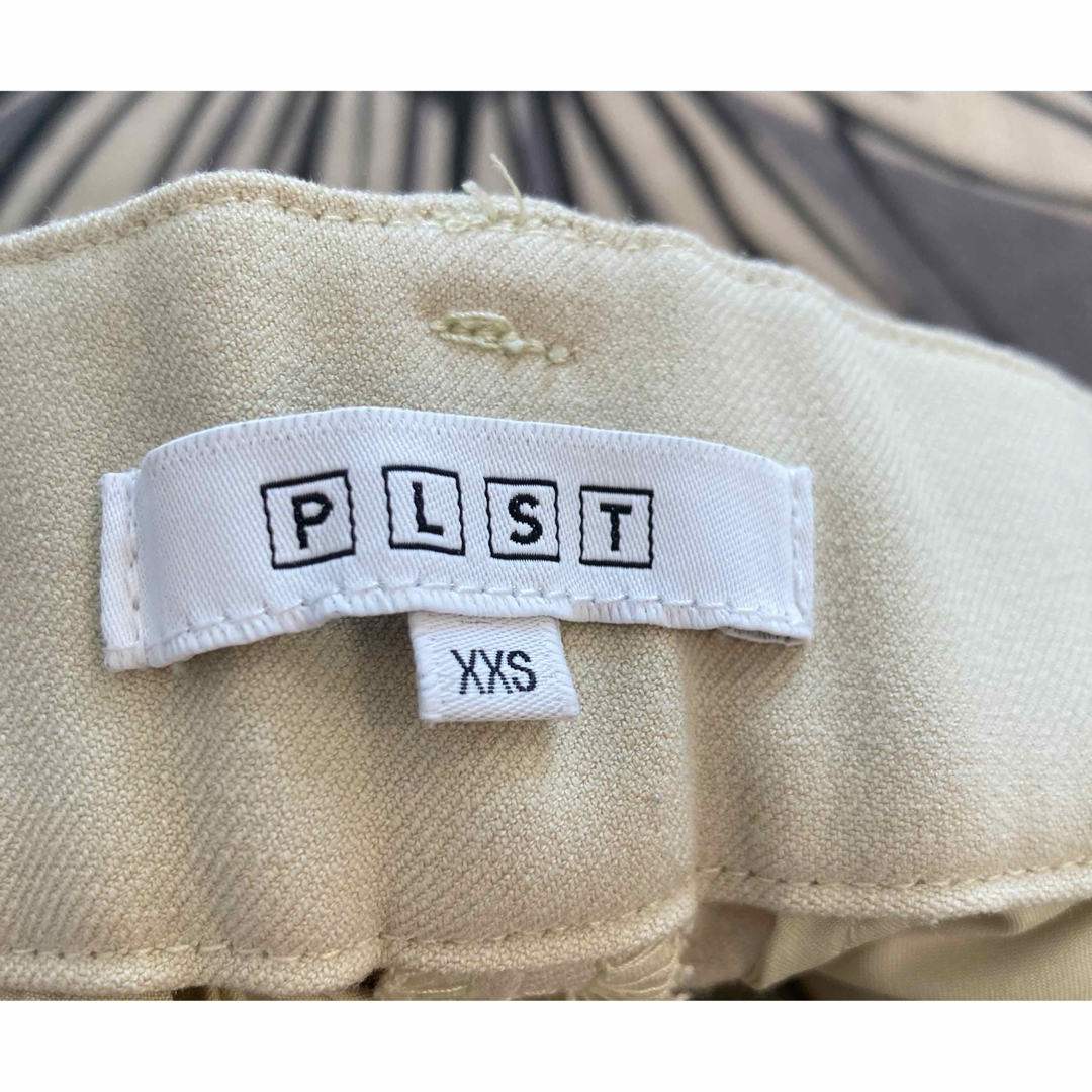 PLST(プラステ)の【ご専用】PLST  プラステ　ウォームリザーブスティックパンツ　xxs レディースのパンツ(クロップドパンツ)の商品写真