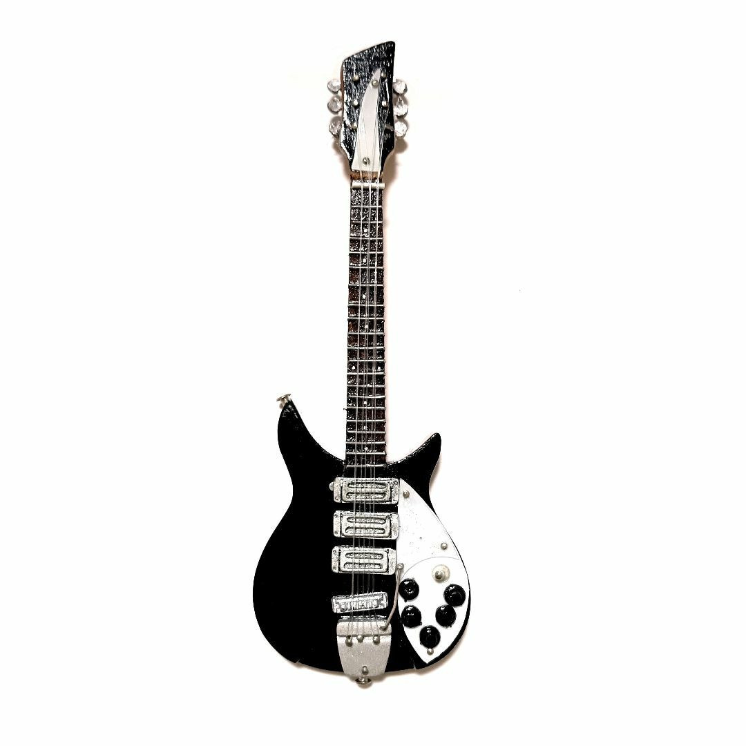 33ジョン・レノンミニチュアギター15 cm。ミニチュア楽器 エンタメ/ホビーのおもちゃ/ぬいぐるみ(模型/プラモデル)の商品写真
