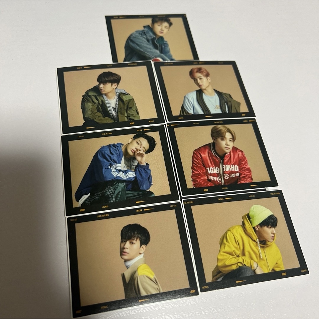 iKON(アイコン)のiKON ステッカー エンタメ/ホビーのタレントグッズ(アイドルグッズ)の商品写真