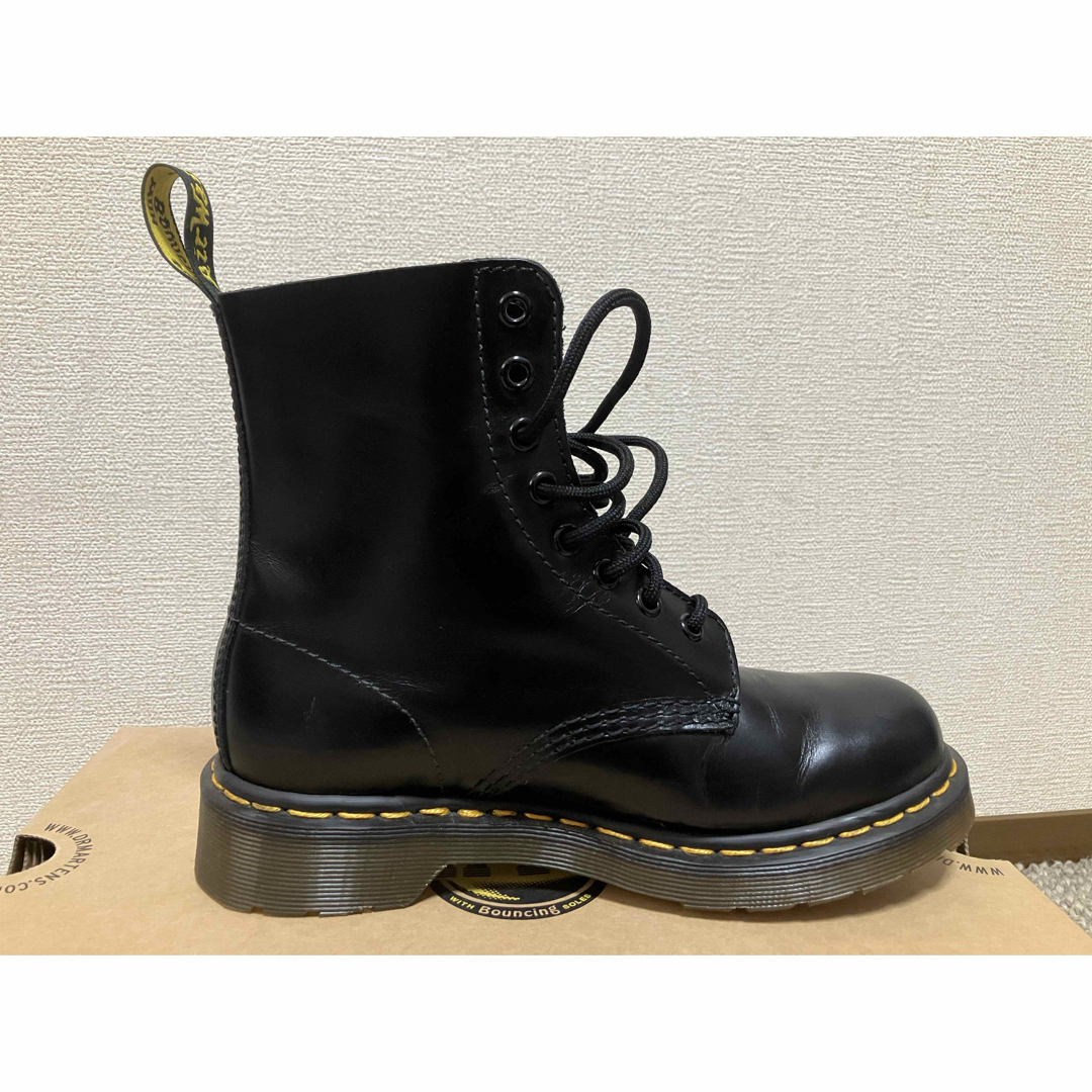 Dr.Martens(ドクターマーチン)のドクターマーチン♪レディース♪ブーツ♪箱付♪13512001 レディースの靴/シューズ(ブーツ)の商品写真