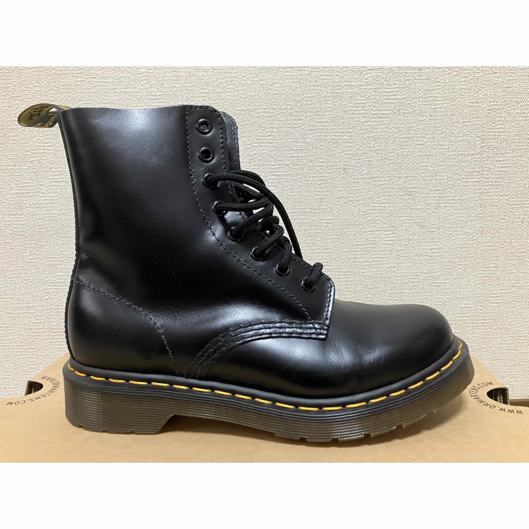 Dr.Martens(ドクターマーチン)のドクターマーチン♪レディース♪ブーツ♪箱付♪13512001 レディースの靴/シューズ(ブーツ)の商品写真