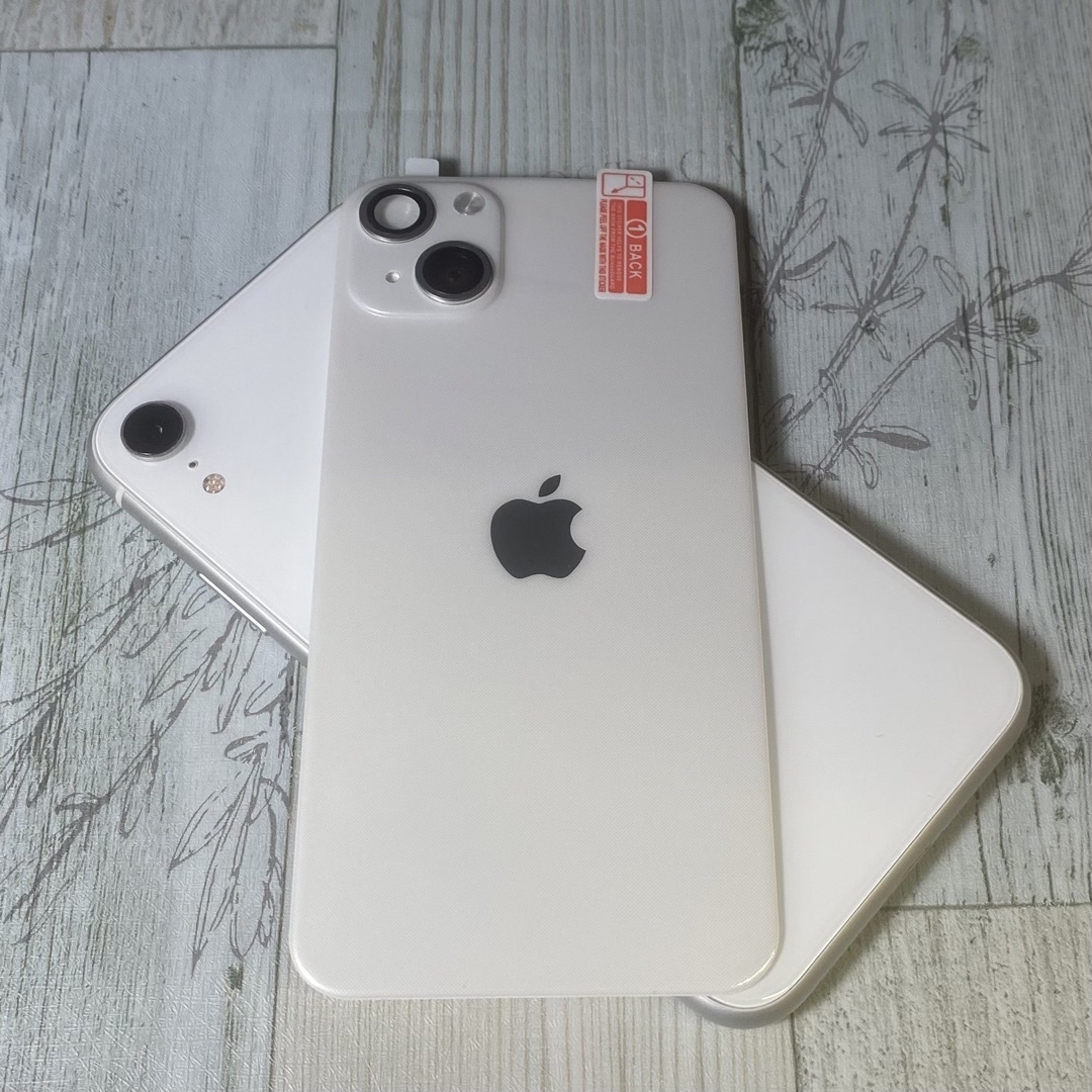 iPhoneXR用　ホワイト　13風背面シール　ダミー　バックパネルシール スマホ/家電/カメラのスマホアクセサリー(その他)の商品写真