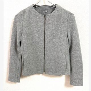 ユニクロ(UNIQLO)のUNIQLO ライトアウター　ノーカラージャケット　羽織り　グレー(その他)