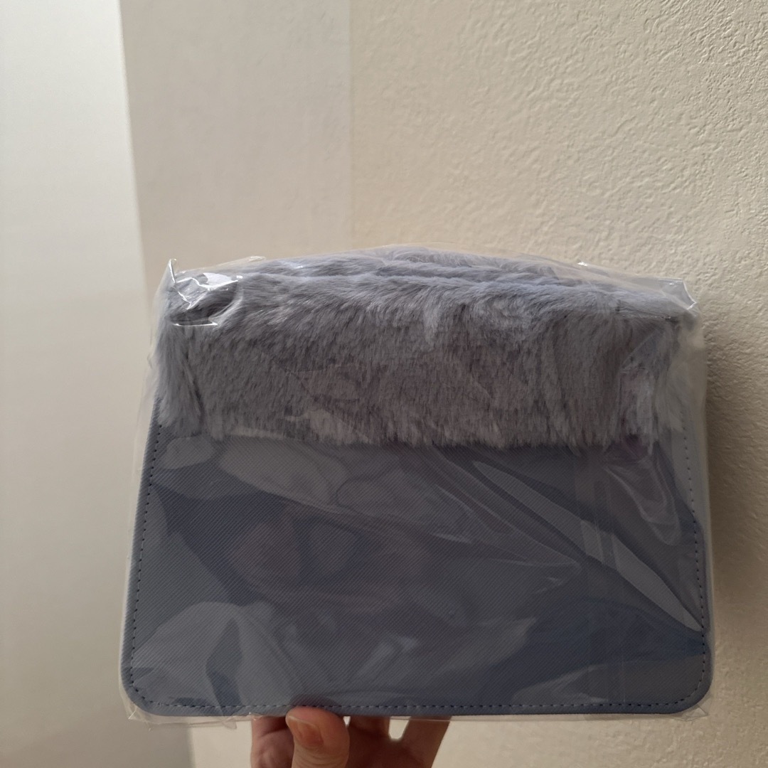 サンリオ(サンリオ)のタキシードサム もこもこショルダーバッグ レディースのバッグ(ショルダーバッグ)の商品写真