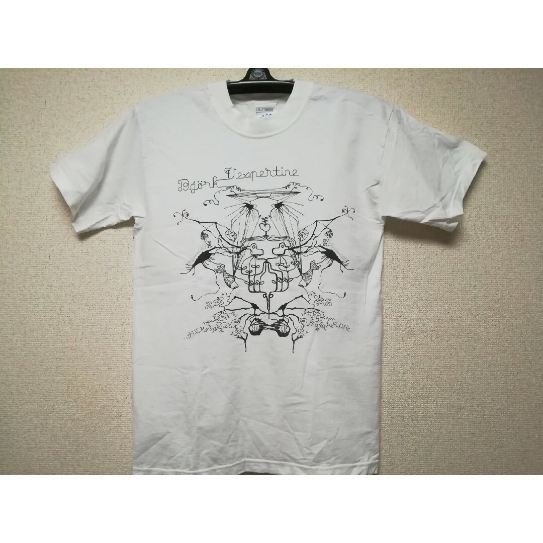 新品未使用 Bjork tシャツ vespertine ツアー 当時物ビョークの 新品未使用 Bjork tシャツ vespertine ツアー 当時物ビョークの