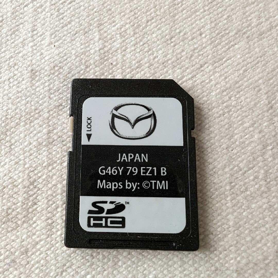 マツダ(マツダ)のG46Y79EZ1B マツコネSDカード 自動車/バイクの自動車(カーナビ/カーテレビ)の商品写真