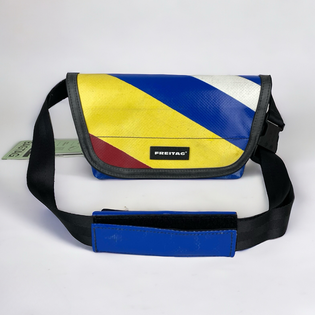 FREITAG(フライターグ)の【ID付き】FREITAG / F40 JAMIE / 希少４色マルチカラー メンズのバッグ(ショルダーバッグ)の商品写真