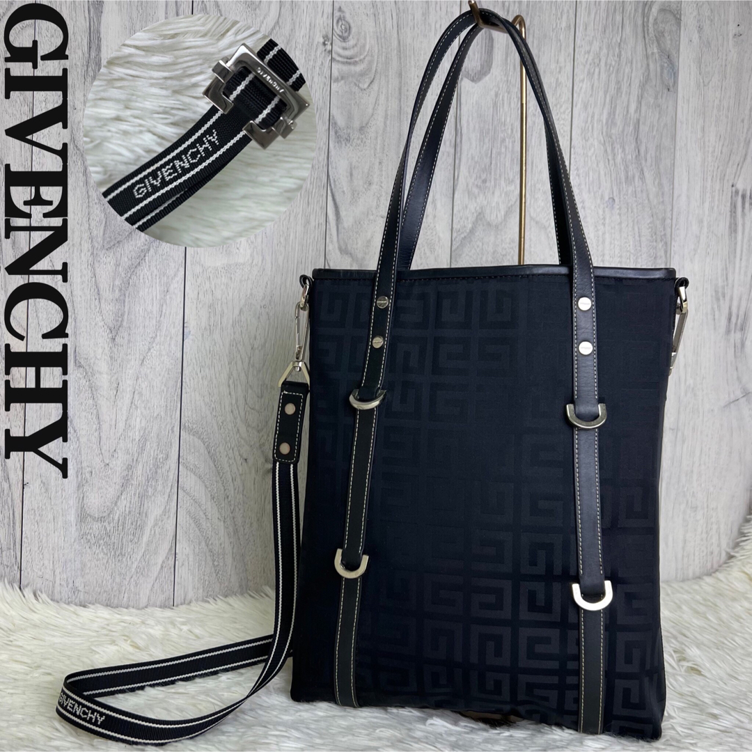 GIVENCHY(ジバンシィ)の人気♡美品♡ジバンシー ロゴ総柄 2way ショルダー トートバッグ レディースのバッグ(ショルダーバッグ)の商品写真