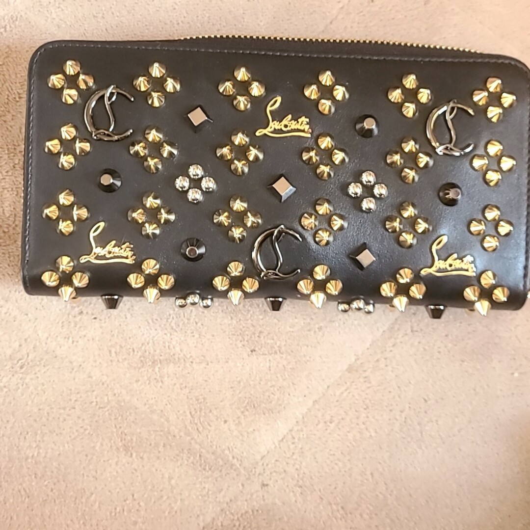 Christian Louboutin(クリスチャンルブタン)のクリスチャンルブタン財布 レディースのファッション小物(財布)の商品写真