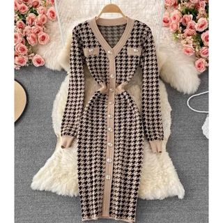 エイソス(asos)の大人可愛い˚✧₊⁎千鳥格子♡膝下ニットワンピース♡ベージュ×ブラック(ひざ丈ワンピース)