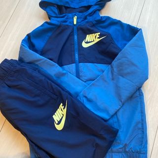 追加　NIKE XSウィンドブレーカー