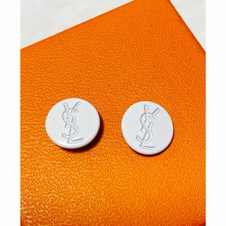 イヴサンローラン(Yves Saint Laurent)のイブサンローラン ボタン 2個セット(各種パーツ)