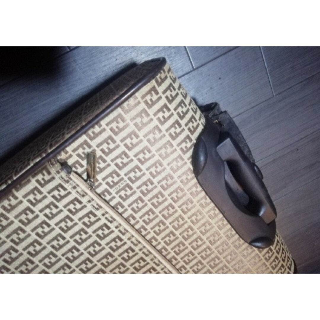 スーツケース　キャリーバッグ　キャリーケース　ズッカ柄　キャリー　FF レディースのバッグ(スーツケース/キャリーバッグ)の商品写真