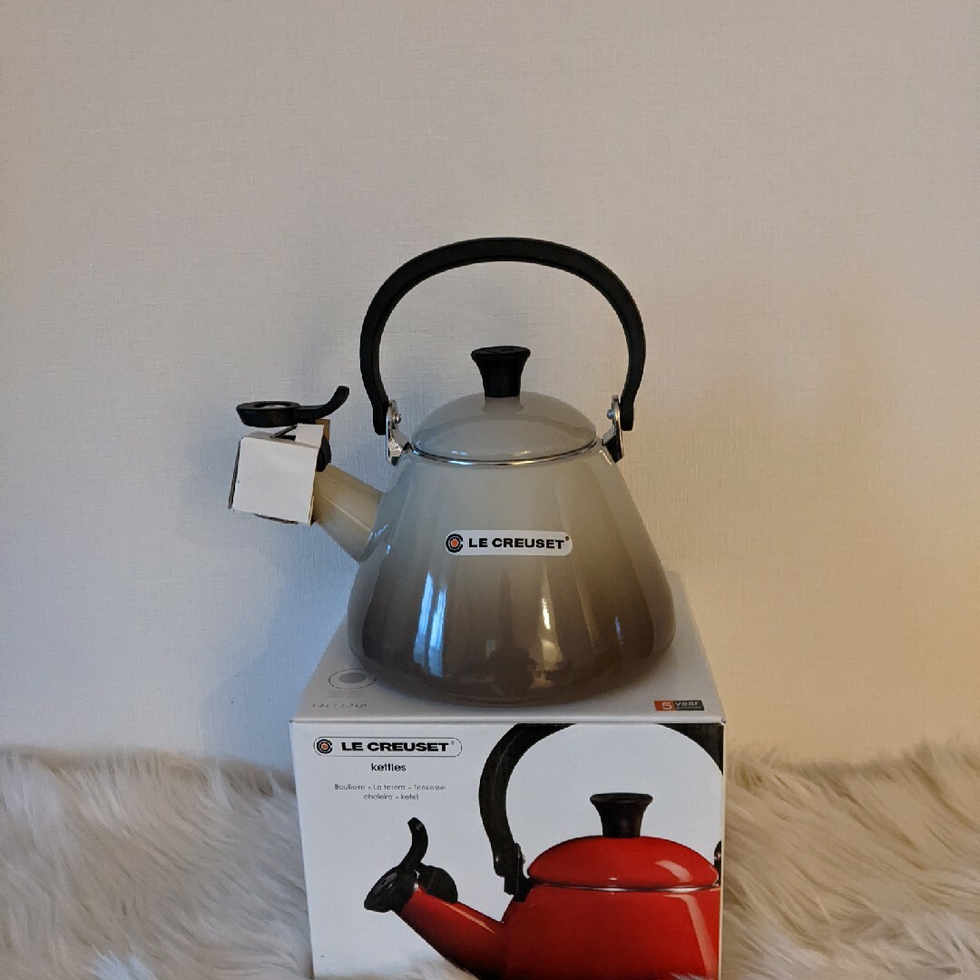 LE CREUSET(ルクルーゼ)のルクルーゼ　ケトル　1.6L インテリア/住まい/日用品のキッチン/食器(調理道具/製菓道具)の商品写真