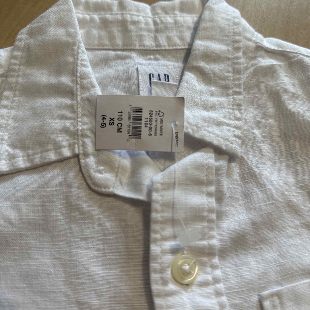 GAP(ギャップ)のgap シャツ　110 キッズ/ベビー/マタニティのキッズ服男の子用(90cm~)(Tシャツ/カットソー)の商品写真