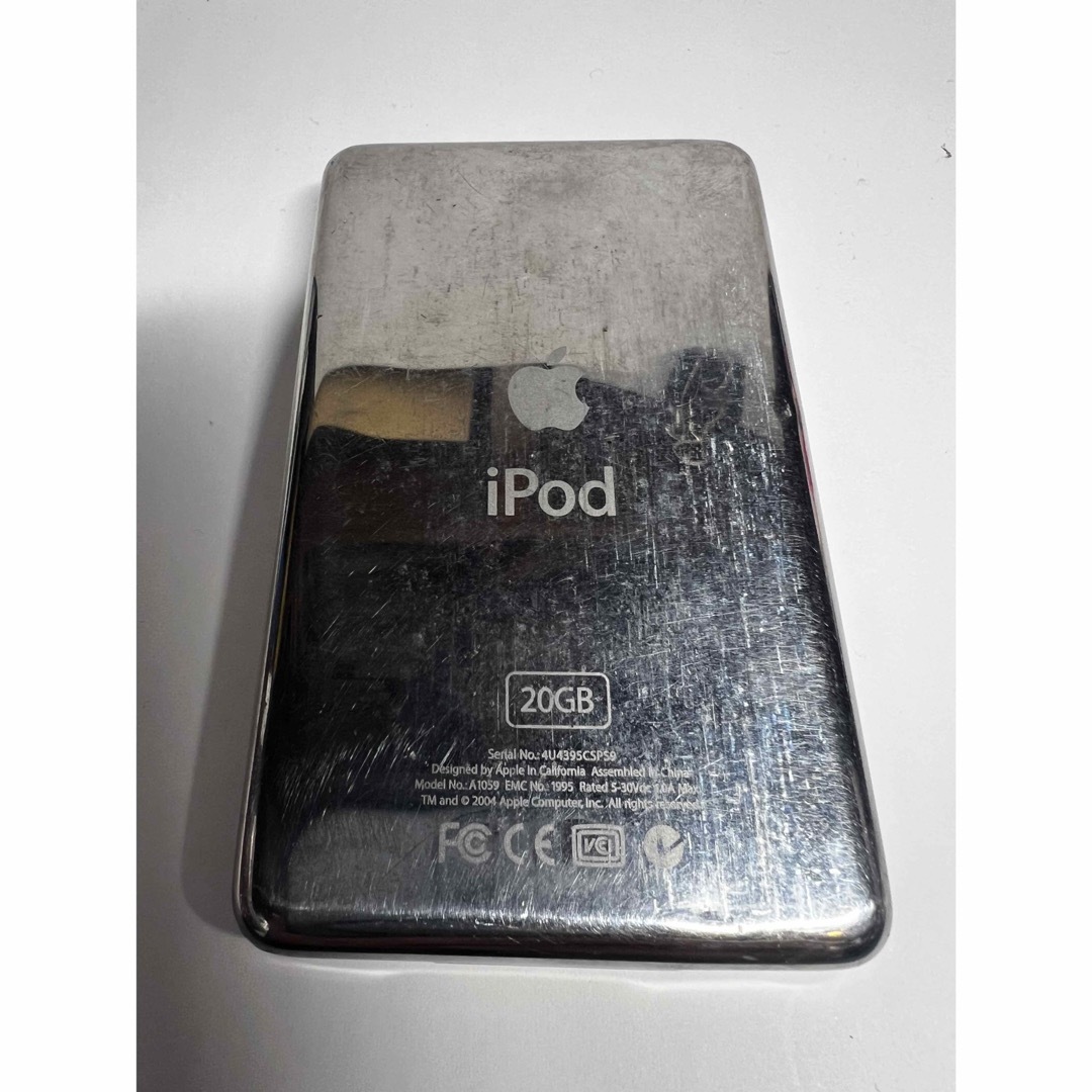 iPod(アイポッド)のApple iPod 第4世代　ジャンク品 スマホ/家電/カメラのオーディオ機器(ポータブルプレーヤー)の商品写真