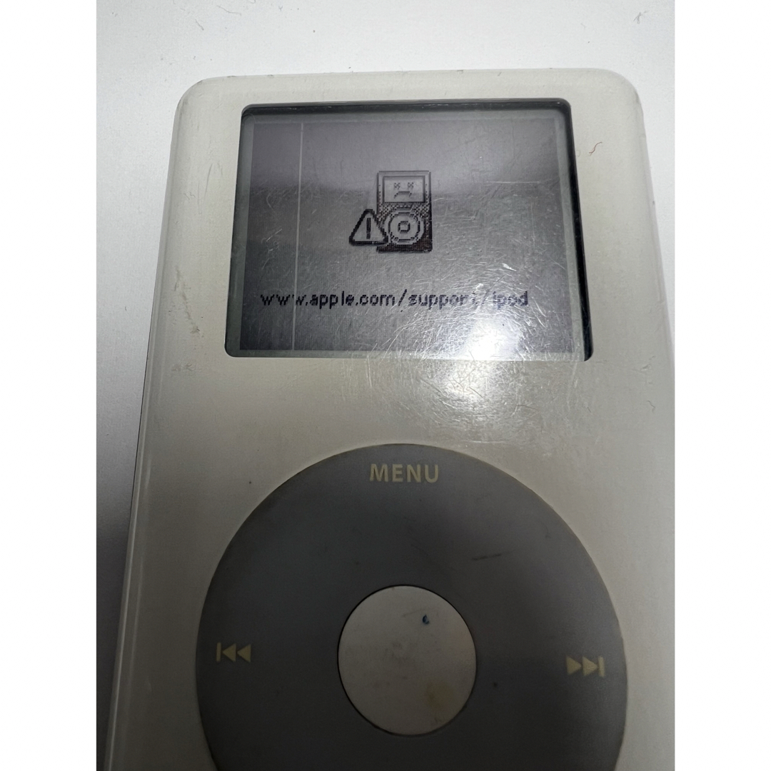 iPod(アイポッド)のApple iPod 第4世代　ジャンク品 スマホ/家電/カメラのオーディオ機器(ポータブルプレーヤー)の商品写真