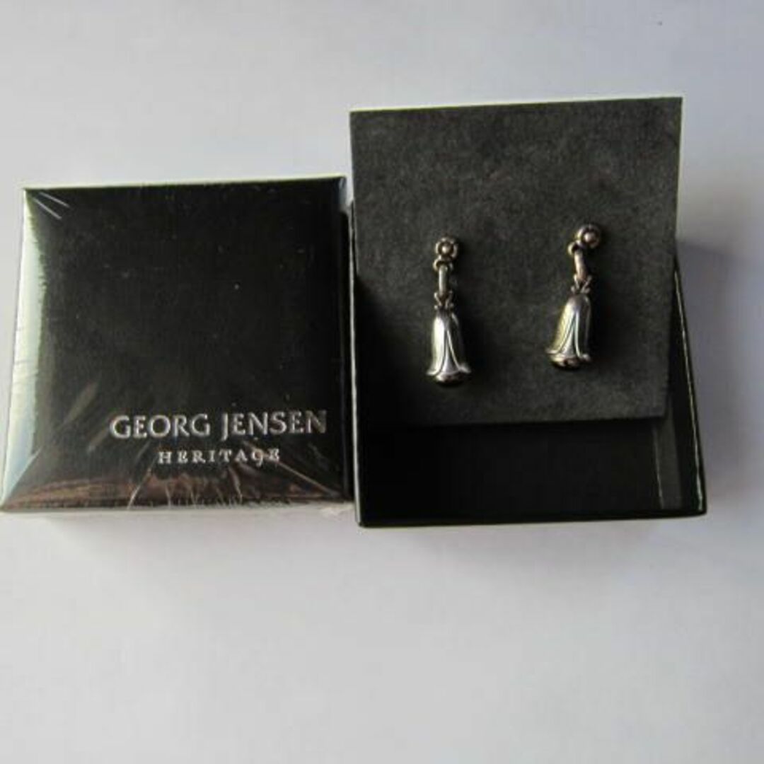 Georg Jensen(ジョージジェンセン)の専用：【未開封/新品】ジョージ・ジェンセン　2009ガーネット・ピアス  レディースのアクセサリー(ピアス)の商品写真