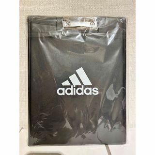 アディダス(adidas)の【新品、未使用】アディダス　バインダー(ファイル/バインダー)