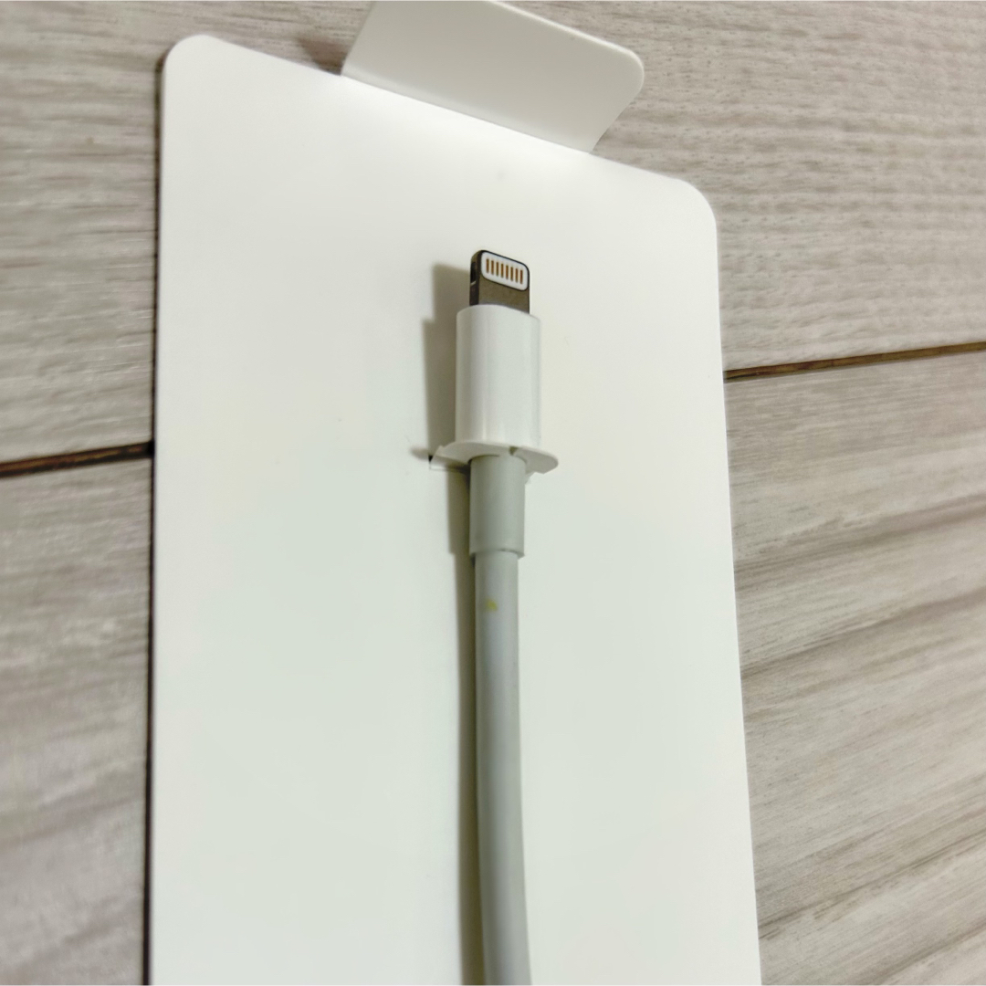 Apple(アップル)のLightning to Digital AV Adapter スマホ/家電/カメラのテレビ/映像機器(映像用ケーブル)の商品写真