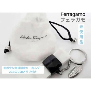 Salvatore Ferragamo - 【正規品！】フェラガモ iPhoneケース 手帳型 ...