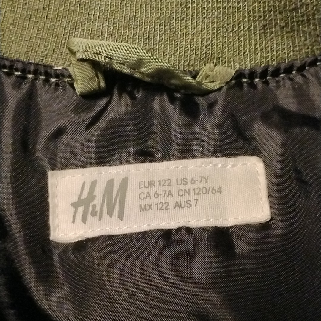 H&M(エイチアンドエム)の子供用ジャケット H&M MA1と革ジャン2点まとめて キッズ/ベビー/マタニティのキッズ服男の子用(90cm~)(ジャケット/上着)の商品写真