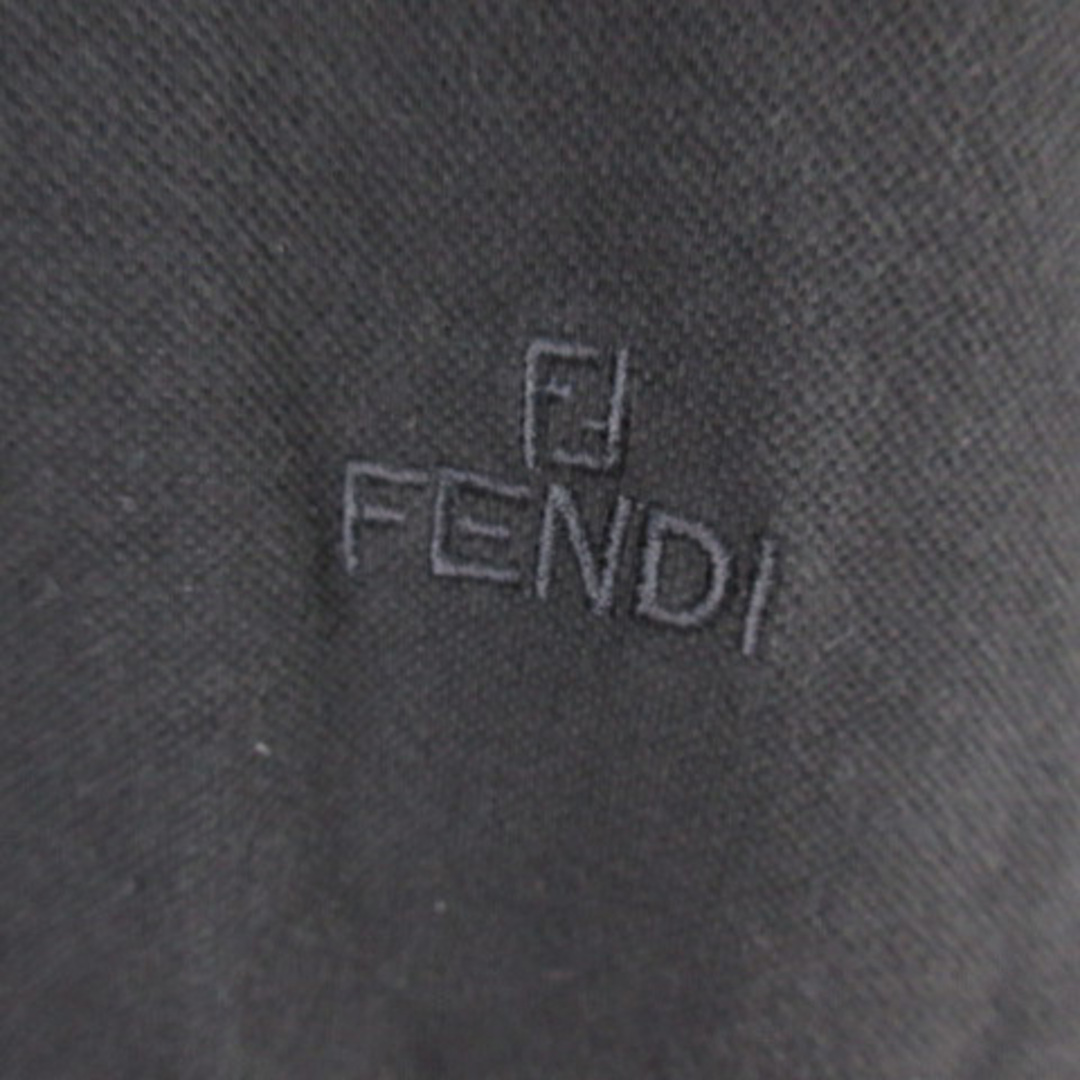 FENDI(フェンディ)のフェンディ uomo ポロシャツ 半袖 ロゴ 刺繍 黒 48 （有）アトラス  メンズのトップス(ポロシャツ)の商品写真