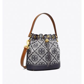 トリーバーチ(Tory Burch)の新品　トリーバーチ Tモノグラム ジャガード バケットバッグ　M ネイビー(ショルダーバッグ)