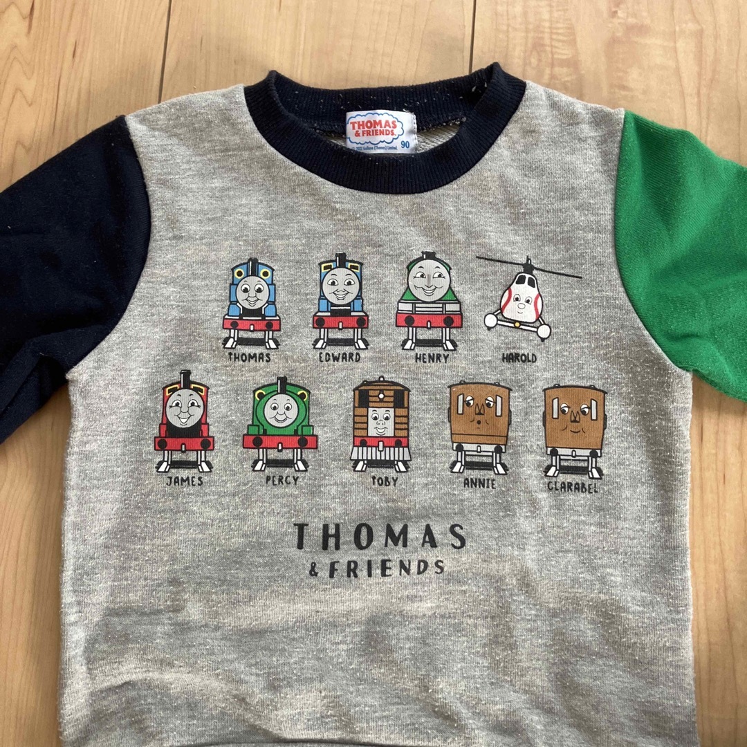 THOMAS(トーマス)のきかんしゃトーマス　トレーナー90cm   オーバーオール100cm キッズ/ベビー/マタニティのキッズ服男の子用(90cm~)(Tシャツ/カットソー)の商品写真