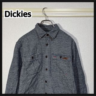 ディッキーズ(Dickies)の【ディッキーズ】ワークシャツボーダーワンポイントロゴ　ネイビー　長袖シャツF4(シャツ)