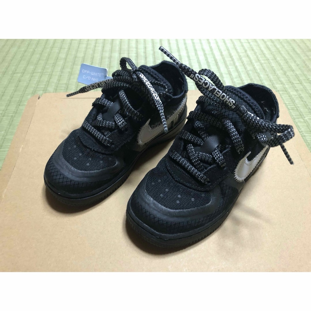 NIKE(ナイキ)のNIKE TD off white AIR FORCE 1 15 キッズ/ベビー/マタニティのキッズ靴/シューズ(15cm~)(スニーカー)の商品写真