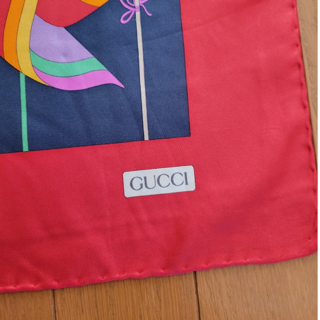 Gucci(グッチ)のGUCCI グッチ レディース スカーフ レディースのファッション小物(バンダナ/スカーフ)の商品写真