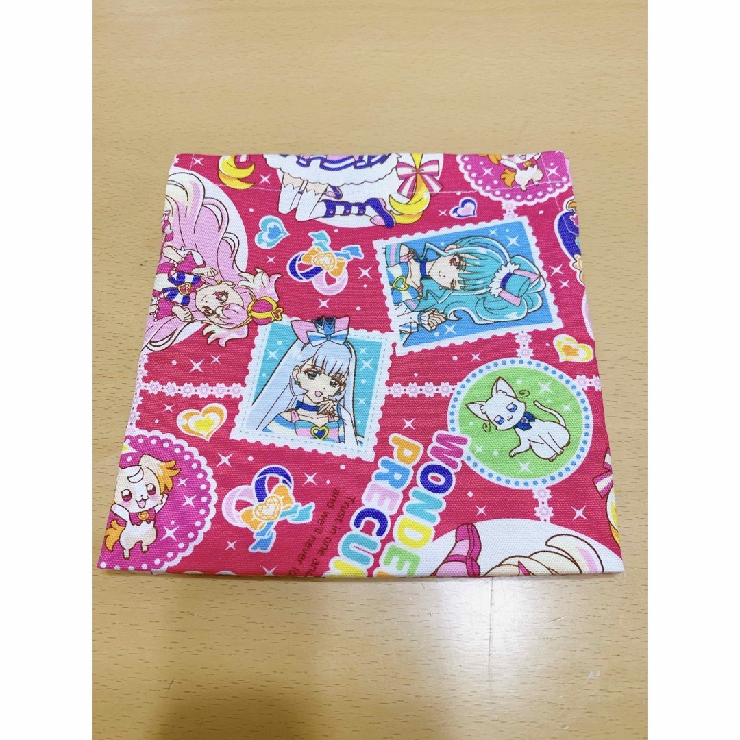 【ゆきママ様 専用】わんぷり コップ袋 ハンドメイドのキッズ/ベビー(外出用品)の商品写真