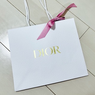 ディオール(Dior)の【Sさま専用】Dior ショッパー　限定ピンクリボン付き(ショップ袋)