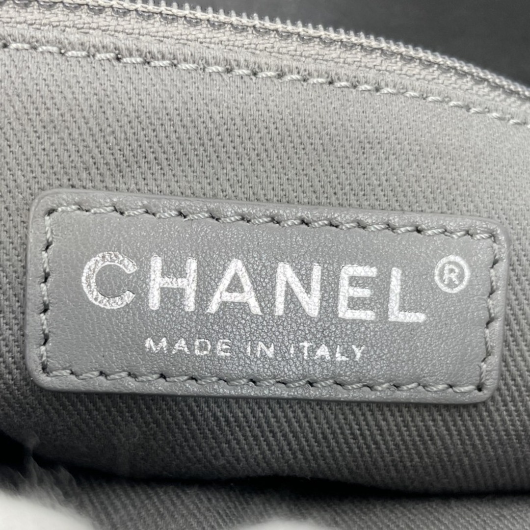 CHANEL(シャネル)のシャネル マトラッセ レザー バッグ ショルダーバッグ ブラック レディースのバッグ(ショルダーバッグ)の商品写真