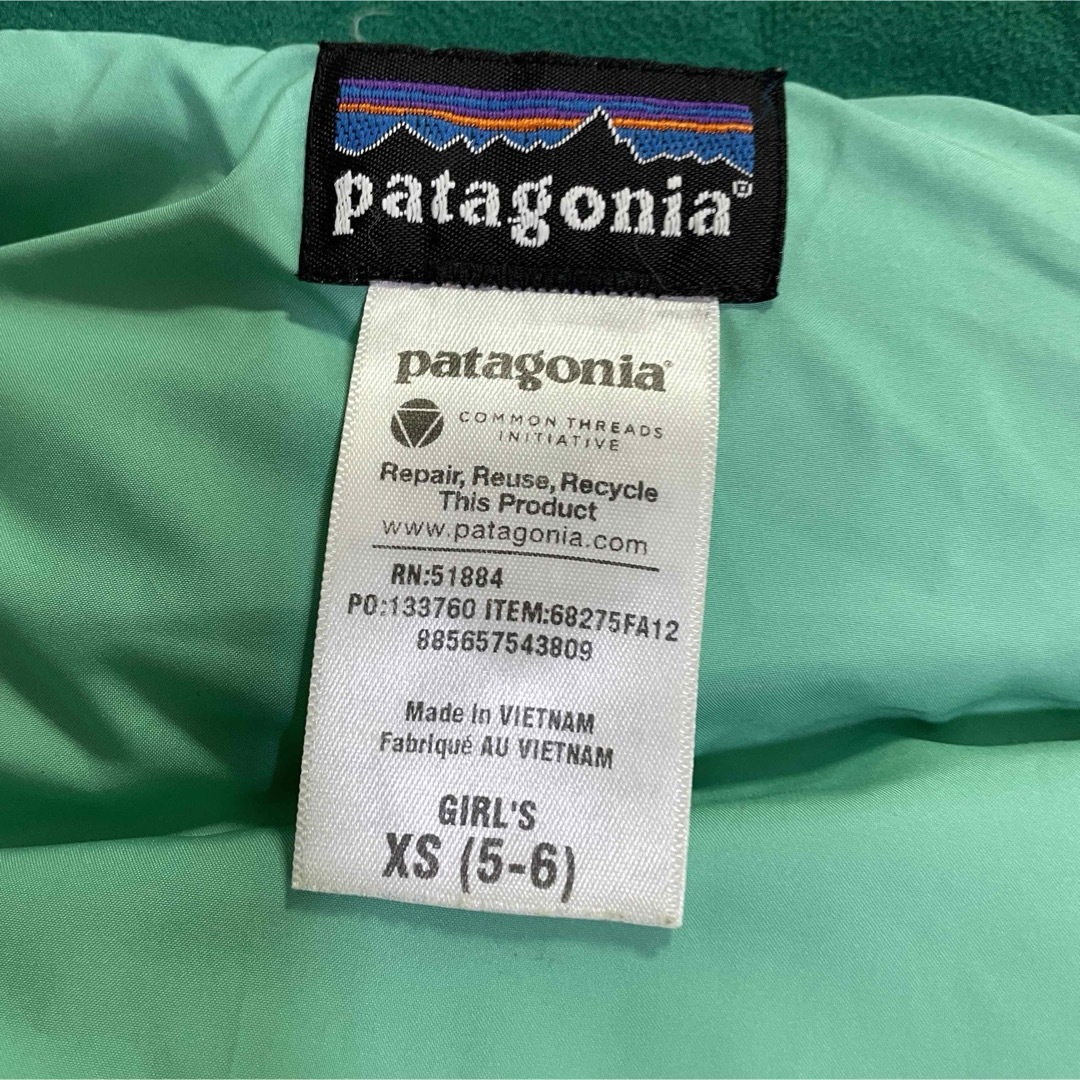 patagonia(パタゴニア)のパタゴニア　ダウンベスト　120 キッズ/ベビー/マタニティのキッズ服女の子用(90cm~)(ジャケット/上着)の商品写真