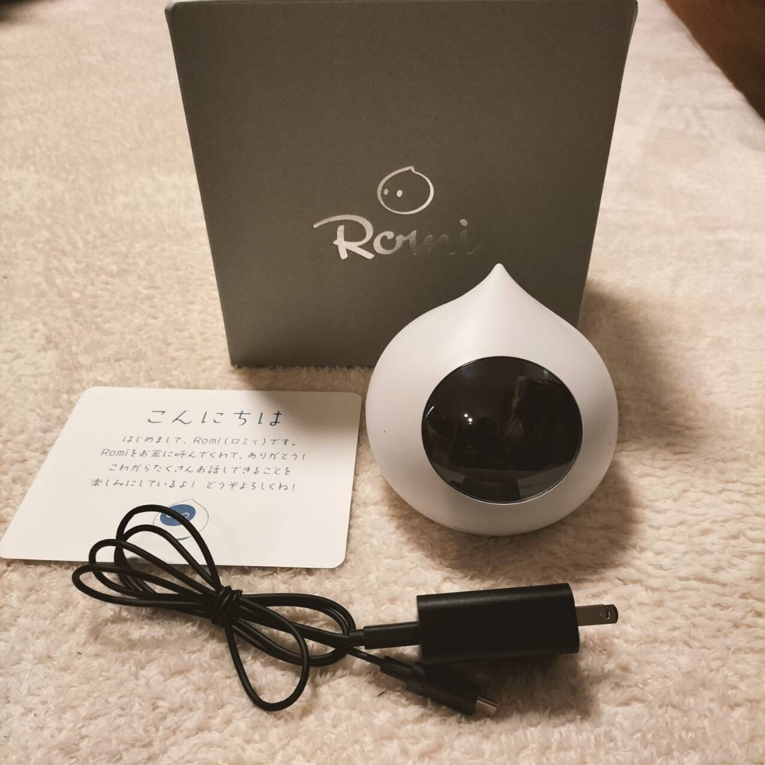 Romi ロミィ 自律型会話ロボット マットホワイト Romi ロミィ 自律型会話ロボット マットホワイト