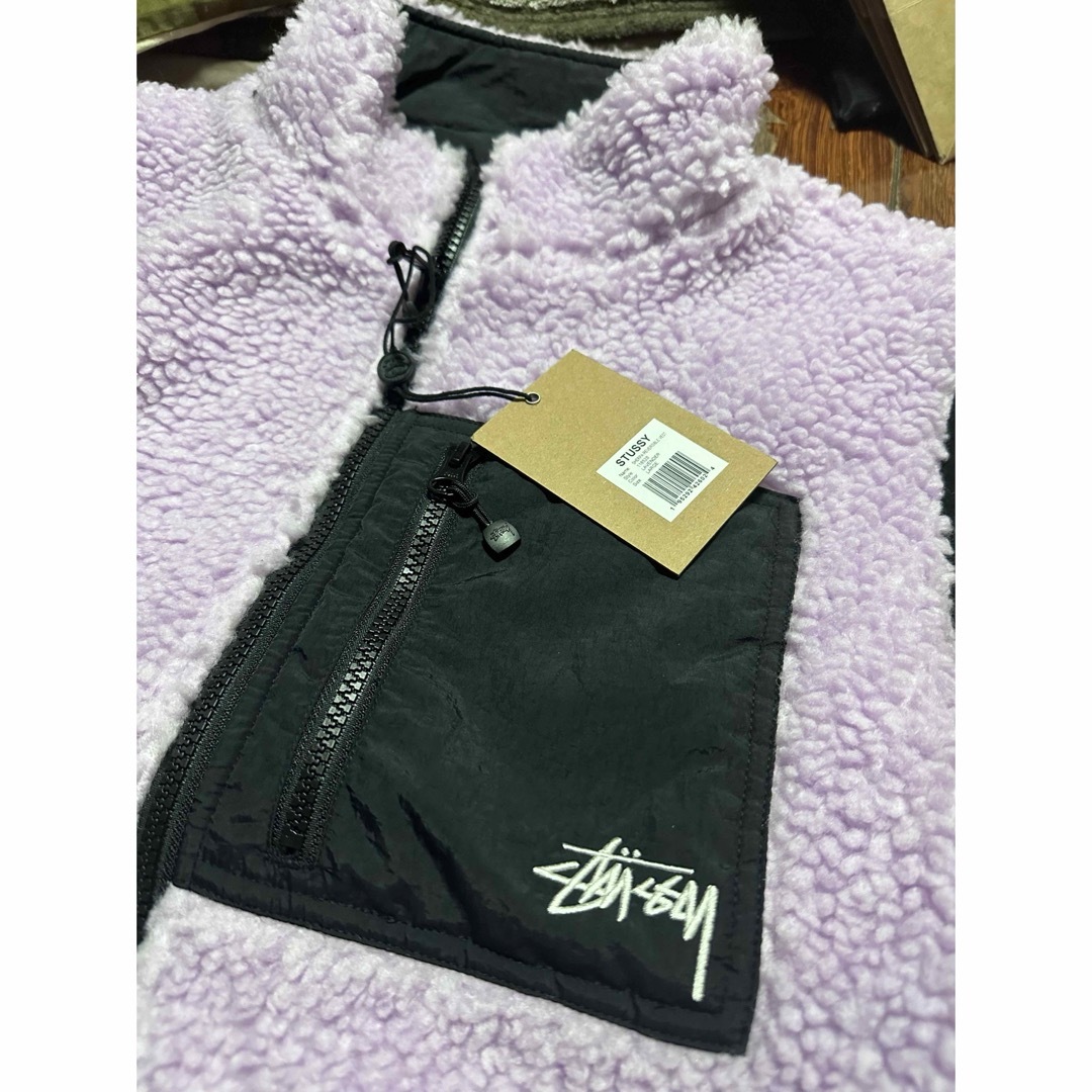 STUSSY(ステューシー)のStussy SHERPA REVERSIBLE VEST LAVENDER　L メンズのトップス(ベスト)の商品写真