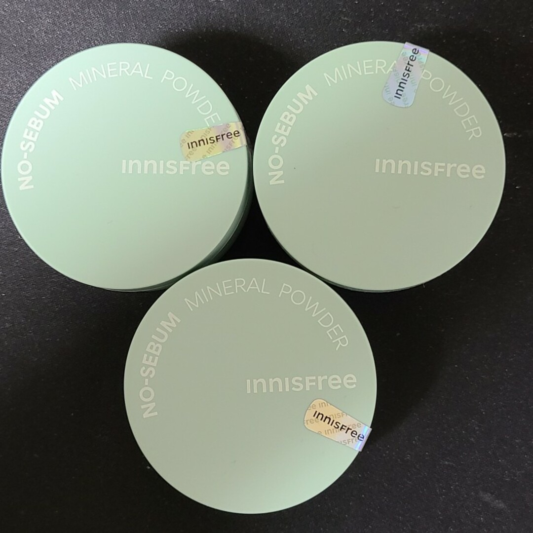 Innisfree(イニスフリー)のイニスフリー innisfree ノーセバム コスメ/美容のベースメイク/化粧品(フェイスパウダー)の商品写真